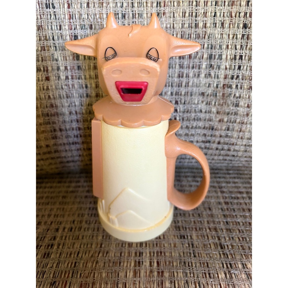 Vintage 1970's Moo Cow Coffee Creamer Whirley Industries Warren Penna USA